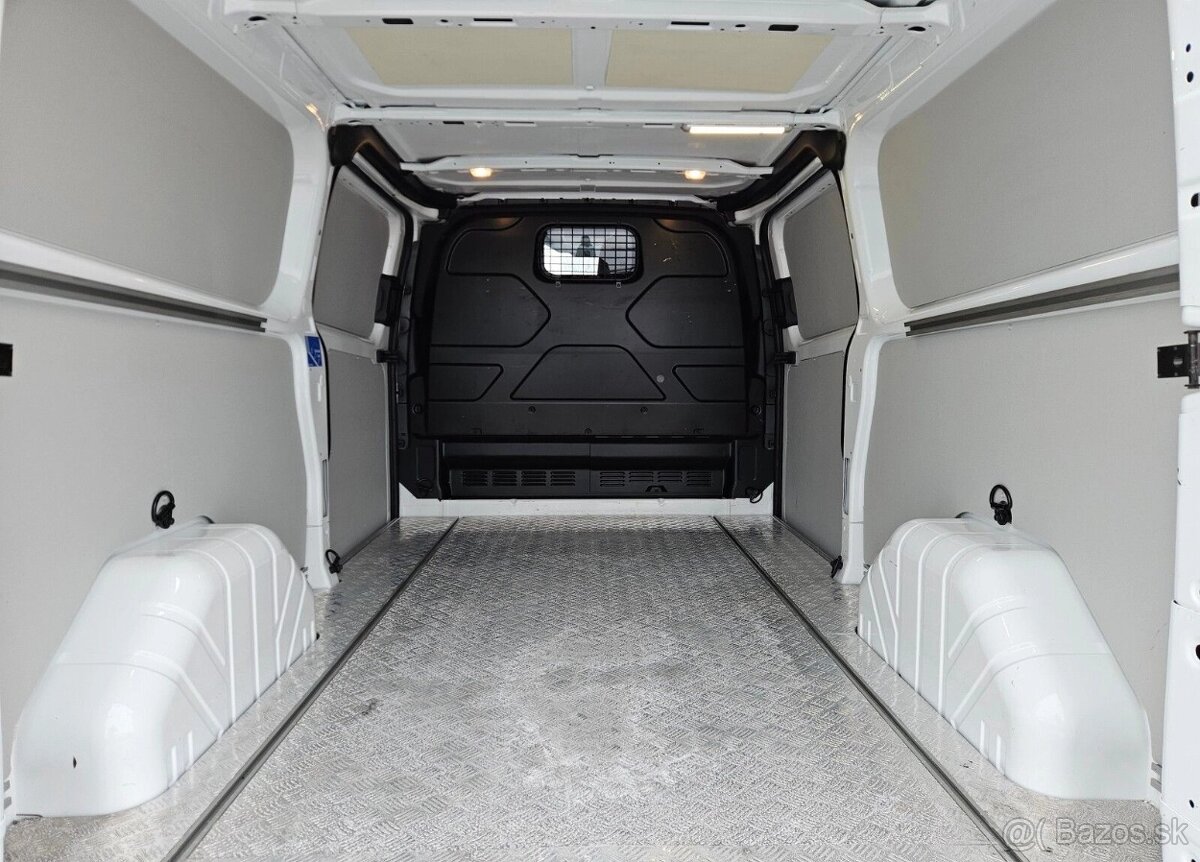 Ford Transit Custom Long 2.0 TdCi 131 koni - 2020 - 12