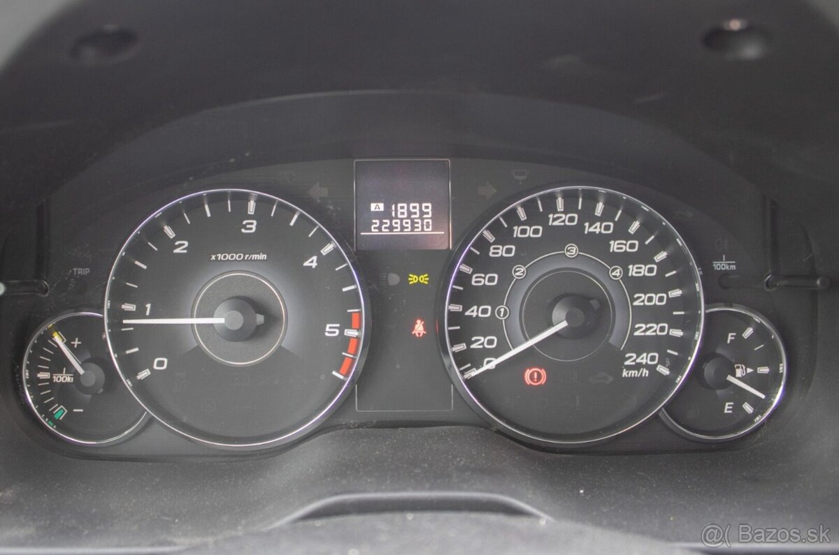 Subaru Legacy 2.0 - 12