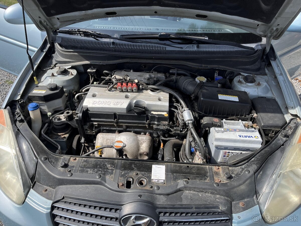 Predám HYUNDAI ACCENT SEDAN 71,3KW Manuál - 12