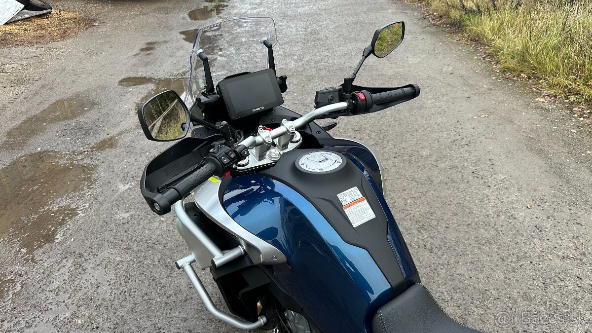 CF Moto 800MT Touring r.v. 2023 - 12