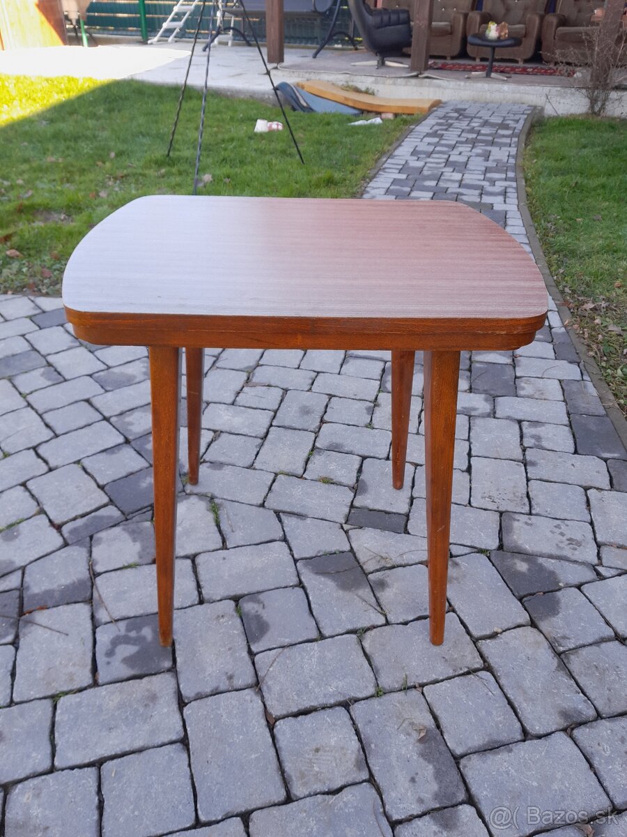 Predám rozne stoly a stolíky - 12