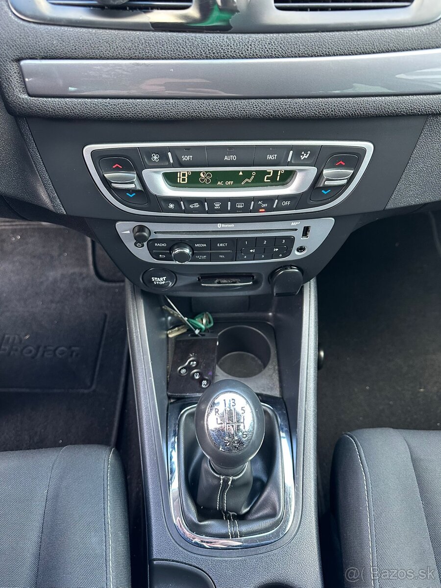 Renault megane 2015 1.5 - 12