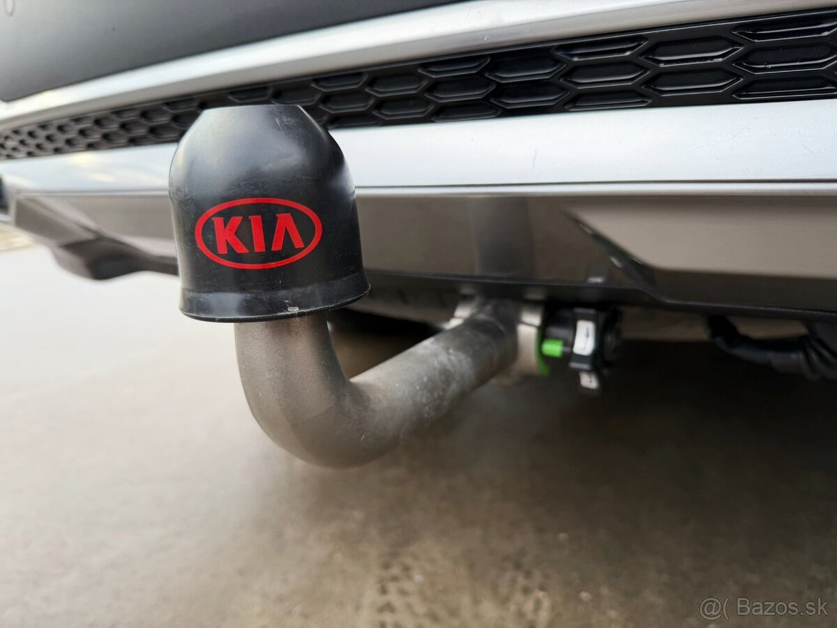 Kia Sorento 2.2 CRDi AT8 4x4 Platinum + Ťažné zar. - 12
