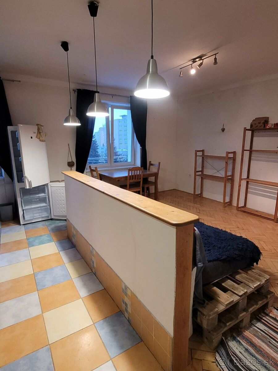 Prenájom 2-izboveho bytu Poprad - 12
