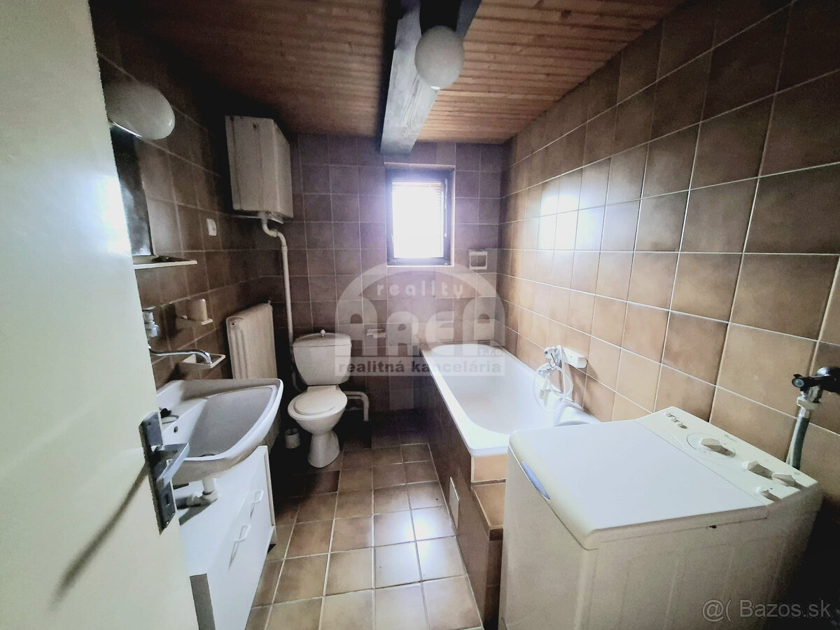 ZĽAVA 10.000 € Dvojpodlažný rodinný dom v meste Michalovce - 12