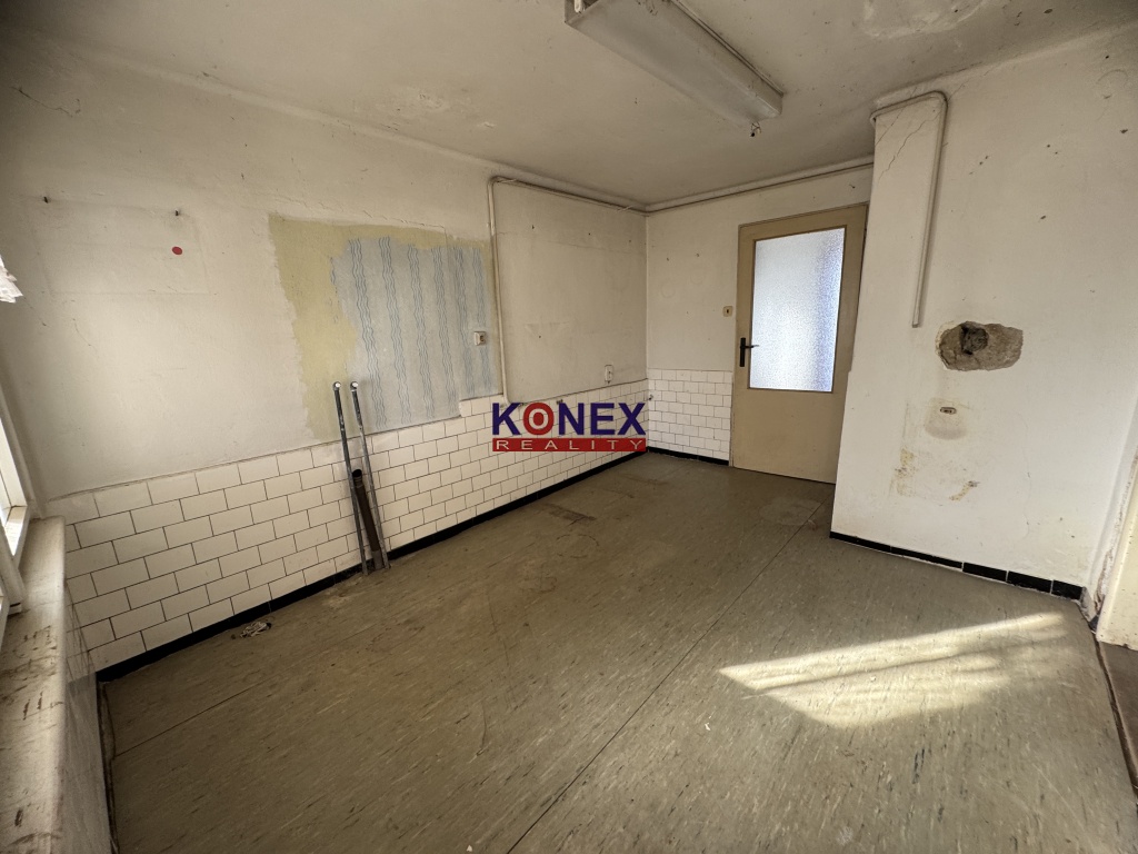 EXKLUZÍVNA PONUKA Rodinný dom na výbornej adrese Michalovce - 12