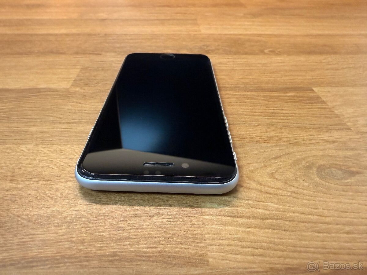 iPhone SE 2020 128GB - 12