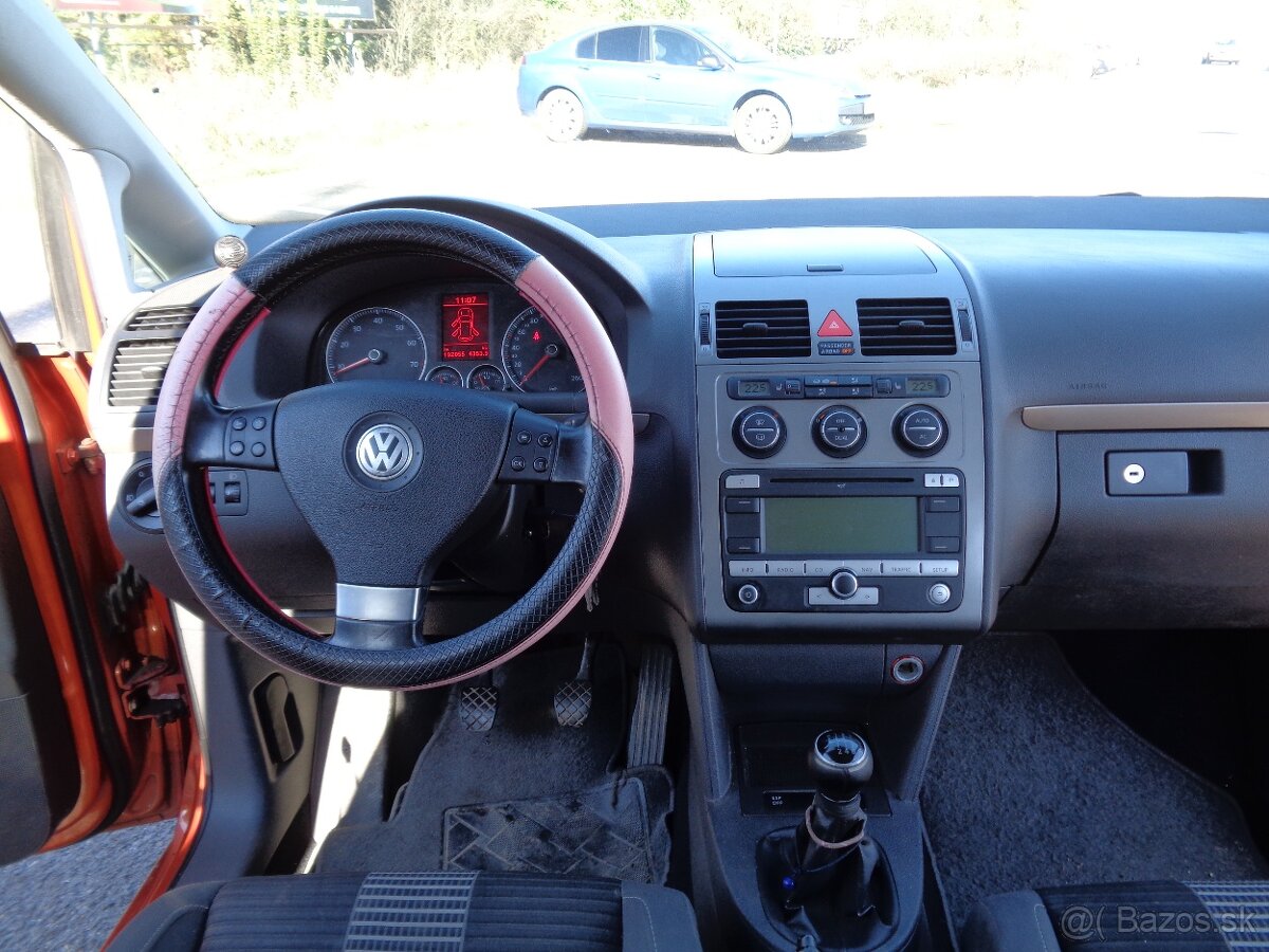 Volkswagen Touran 14.TSI Trend - 12