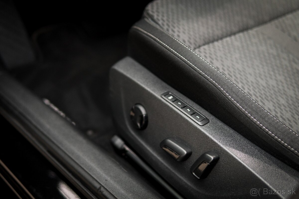 Škoda Octavia Combi 2.0 TDI SCR Style DSG - 12