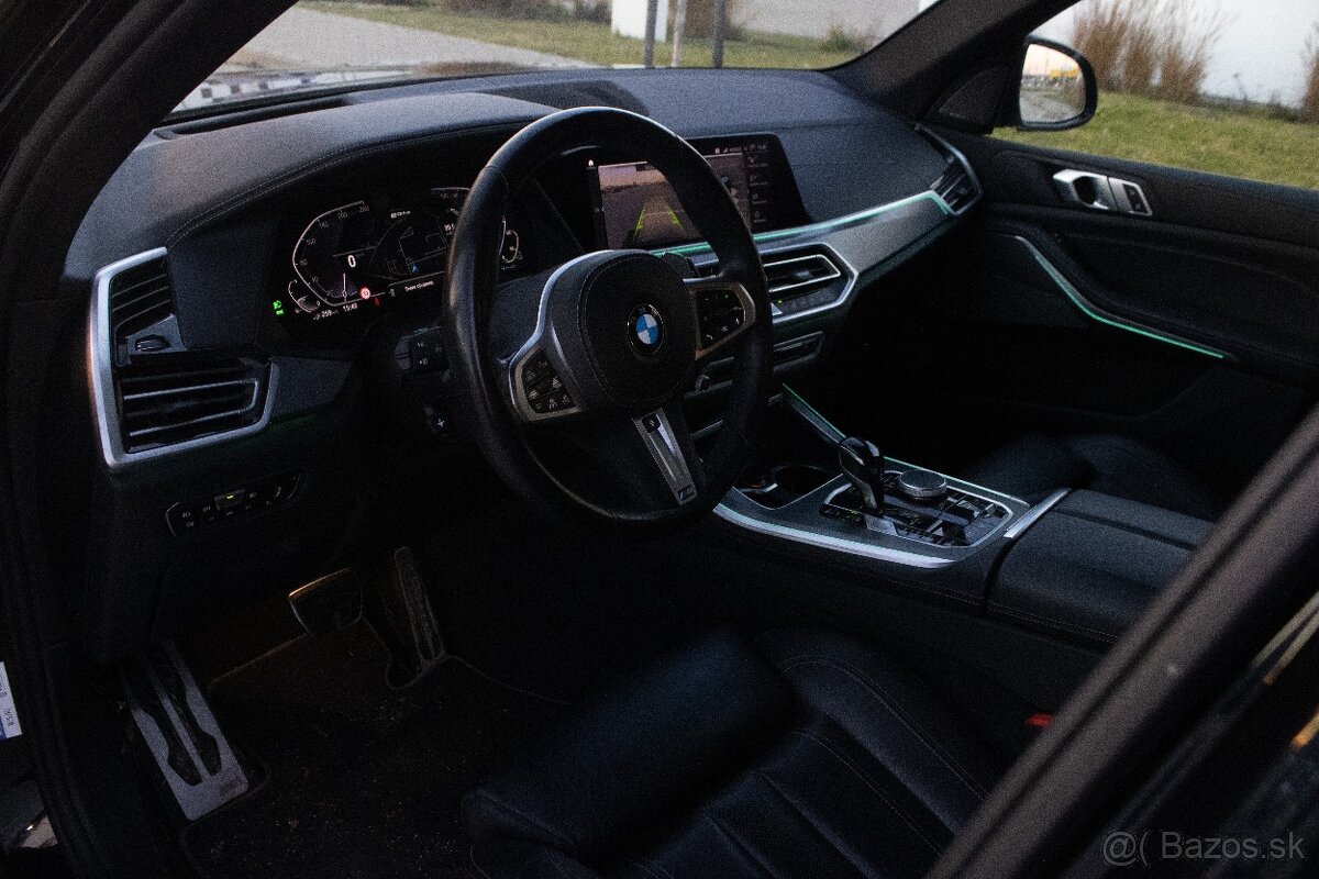 BMW X5 3.0 xDrive45e, 210kW (2020) - 12