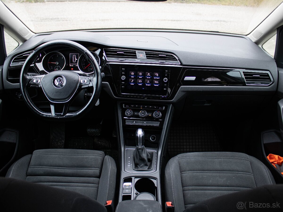 Volkswagen Touran 1.6 TDI SCR 115k Comfortline DSG - 12