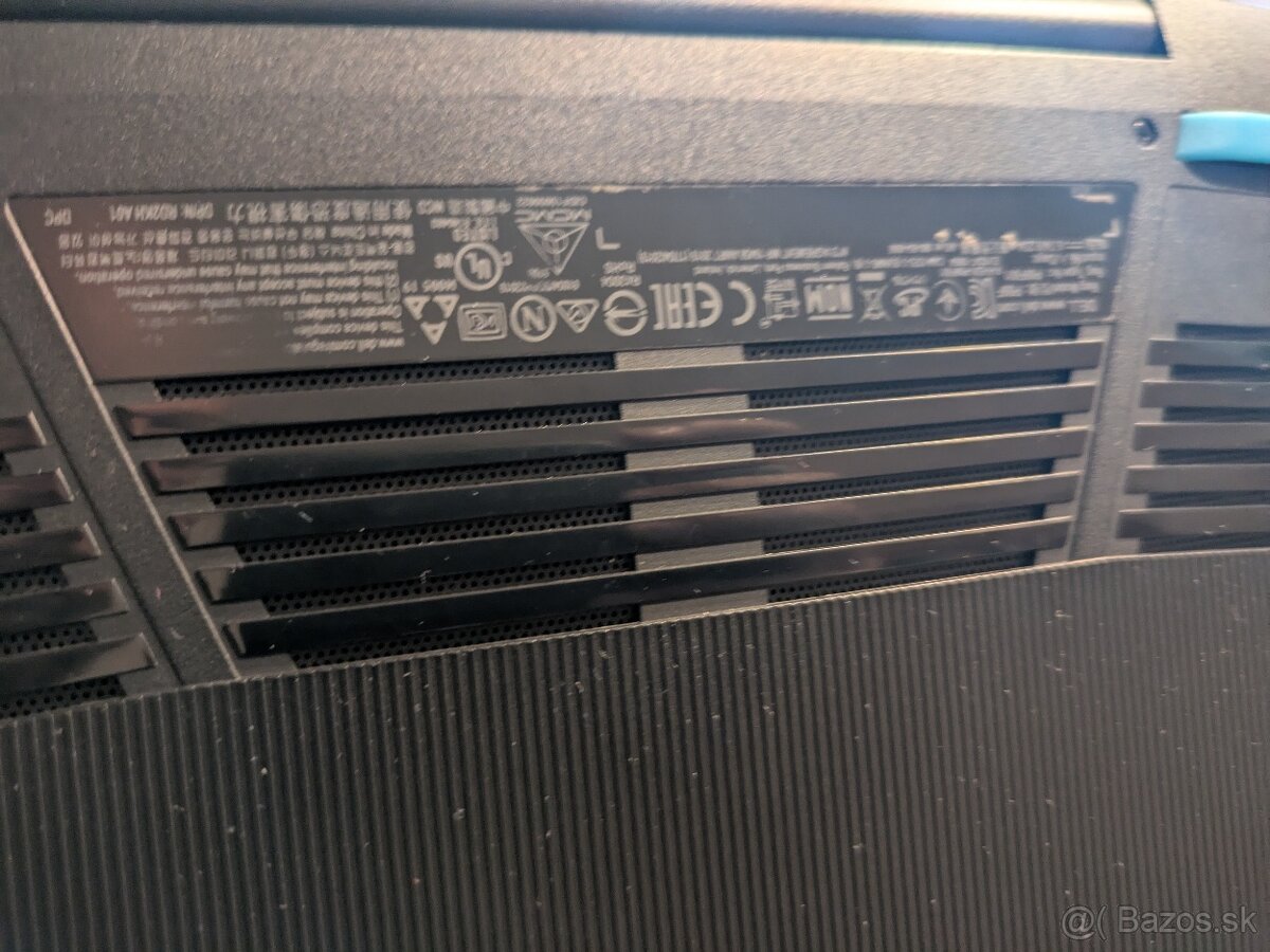 Herný notebook DELL G3-15 - 12