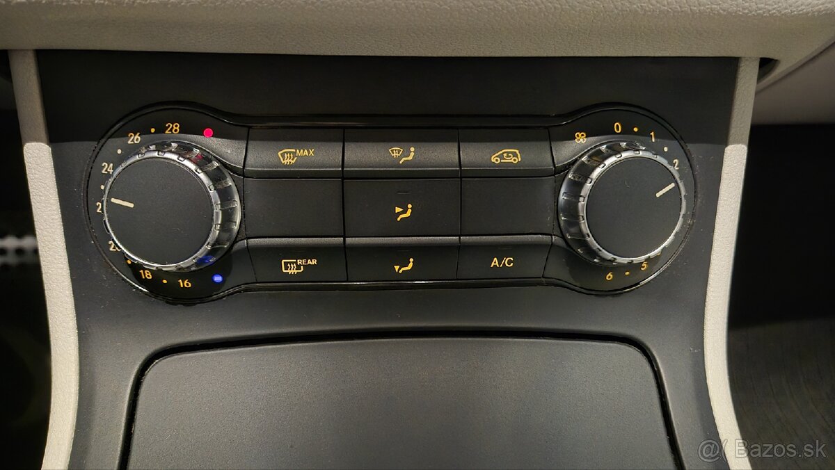 Mercedes Benz B 180 - 12