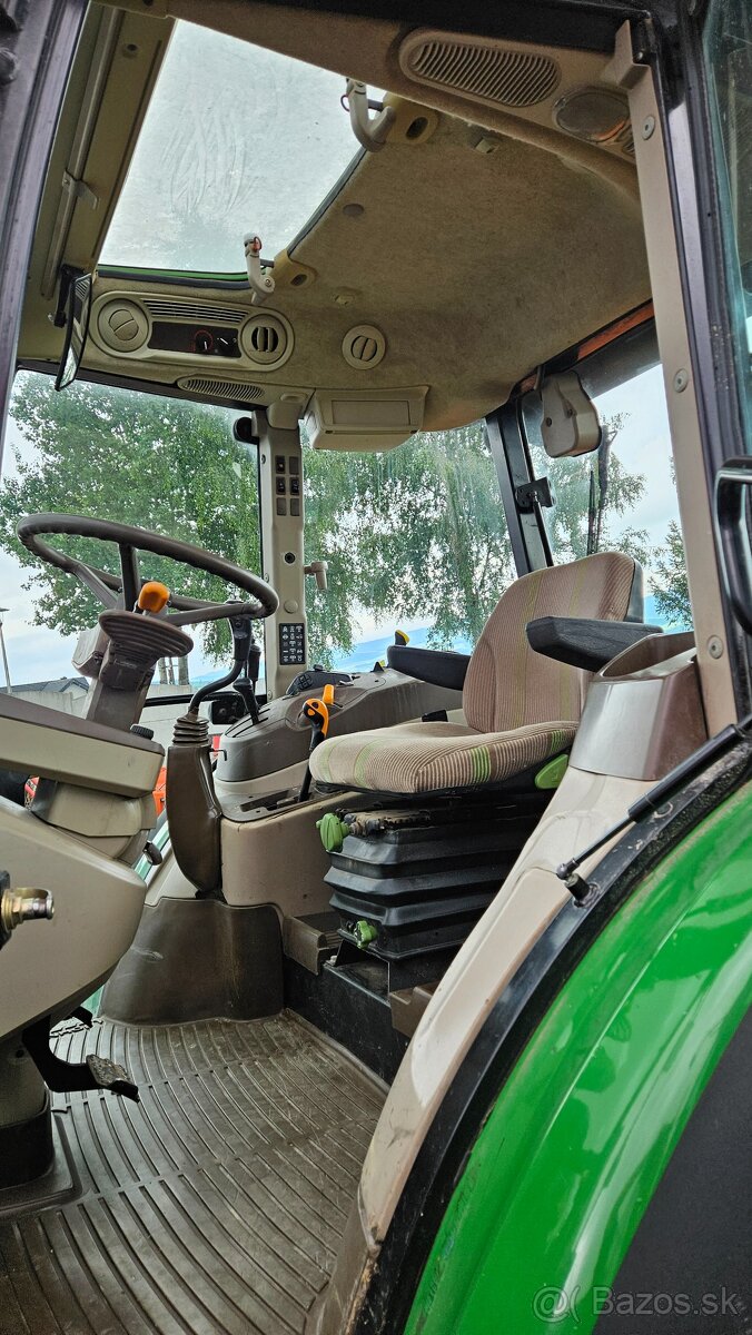 John deere 5820 R ( 90 koni 2006) - 12