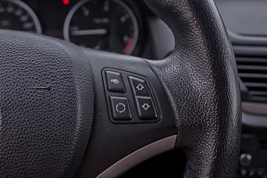 BMW X1 r.2010 , 110kw 4x4 - 12