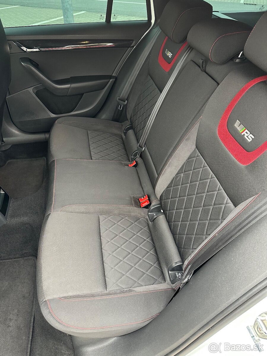 Škoda Octavia Combi 2.0 TDI DSG - 12