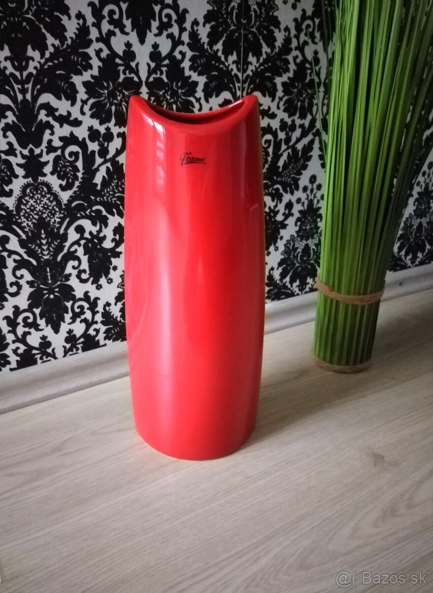 Kvetináče spolu za 9€ - 12