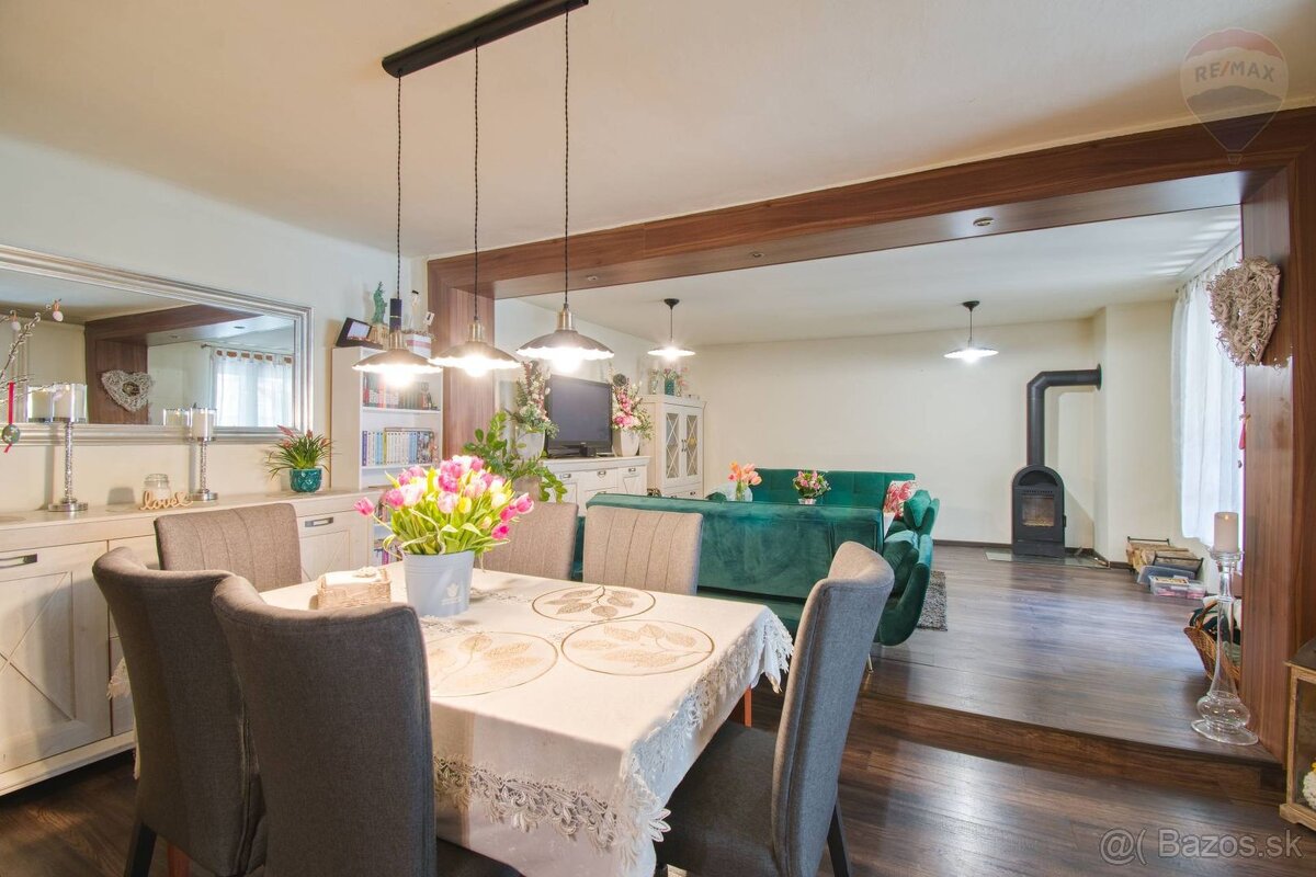 Predaj 4 izbový rodinný dom, krásnym veľkorysým pozemkom, Vr - 12