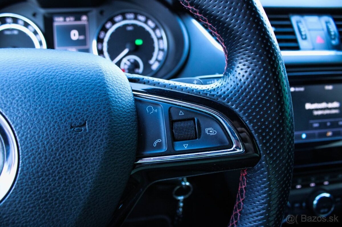 Škoda Octavia Combi 2.0 TDI RS DSG - 12