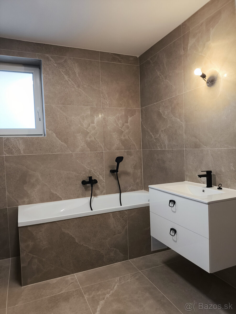 Ponúkame Vám na predaj 4-izbový rodinný dom v obci Topoľníky - 12