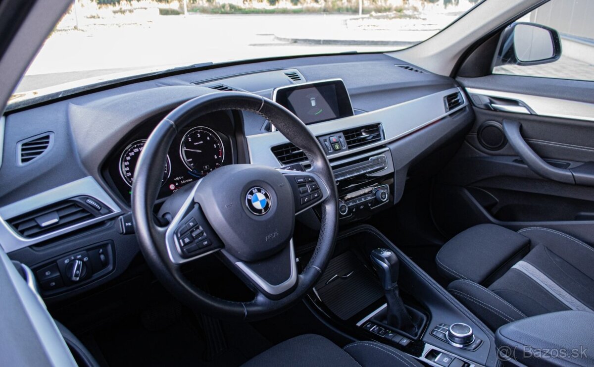 BMW X1 xDrive 25d 170kW automat - 12