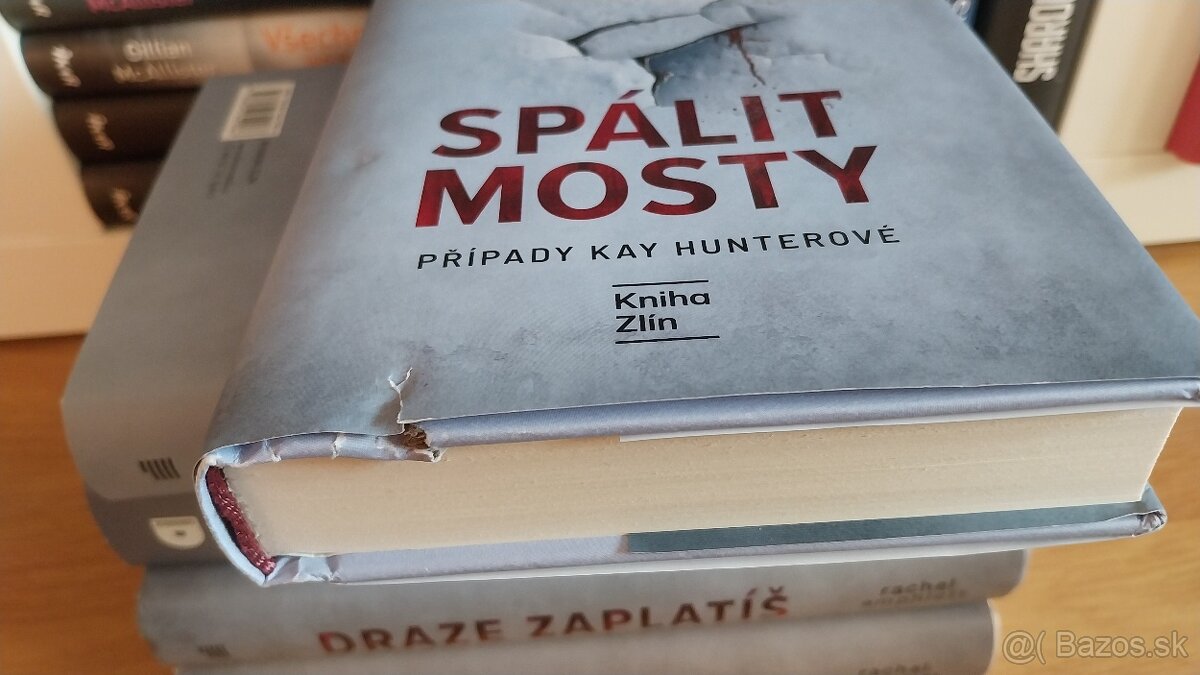 Rachel Amphlett - seria Kay Hunterové - 12