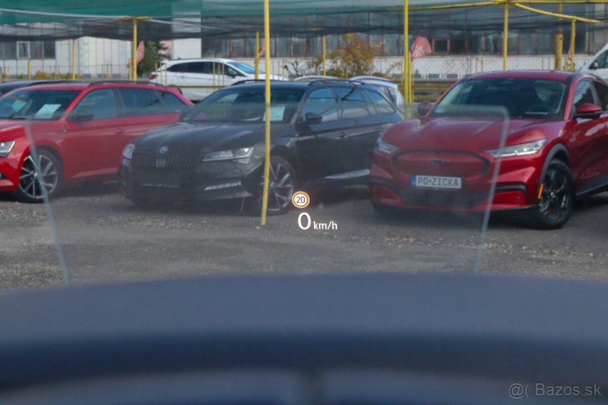 VW Tiguan 2022 Allspace 2.0 TDI EVO SCR Life DSG -NEBÚRANÉ - 12