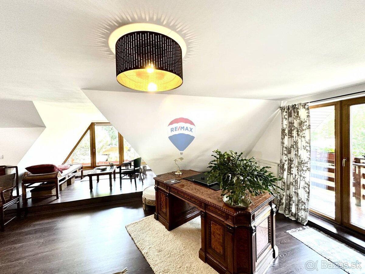 Rozprávkový rodinný dom (chalupa) v prírodnom štýle - Lazy - 12