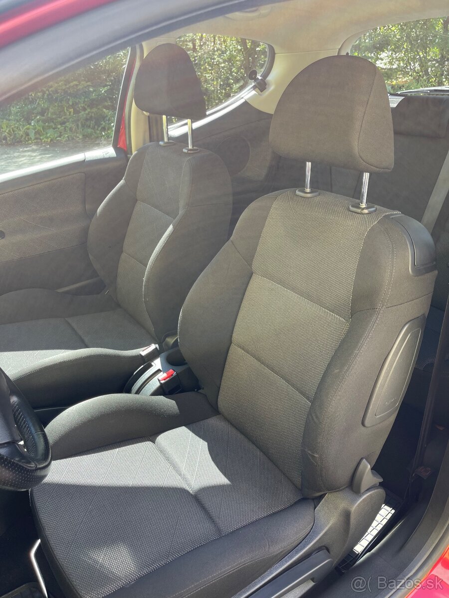 Peugeot 207 1.4e 16V VTi Sport 2008 - 12