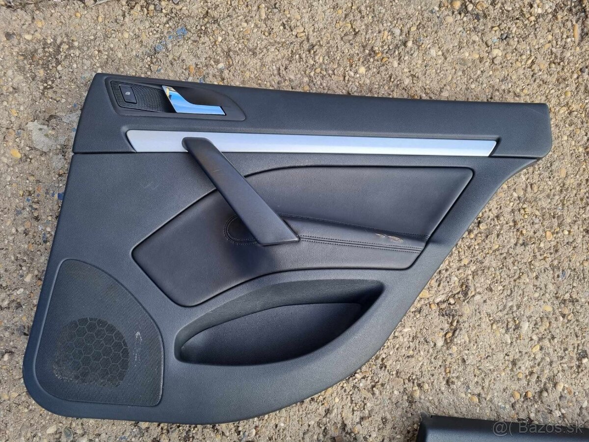 ZADNE KOZENE TAPACIRE SKODA OCTAVIA 2 - 12