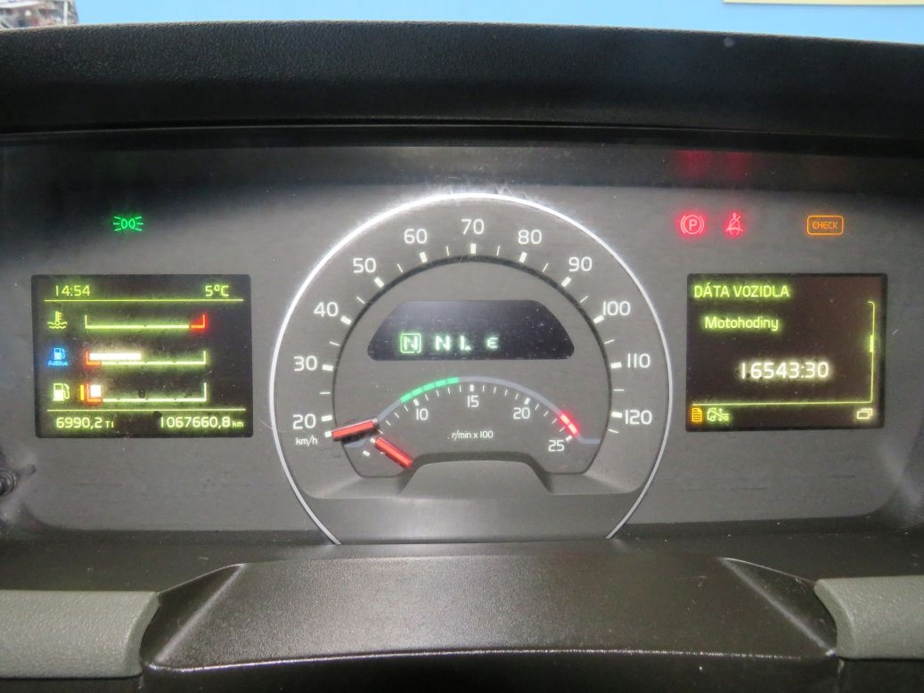 VOLVO FH 460 E6 MEGA – I-SHIFT – NOVÝ KATALYZÁTOR - 12