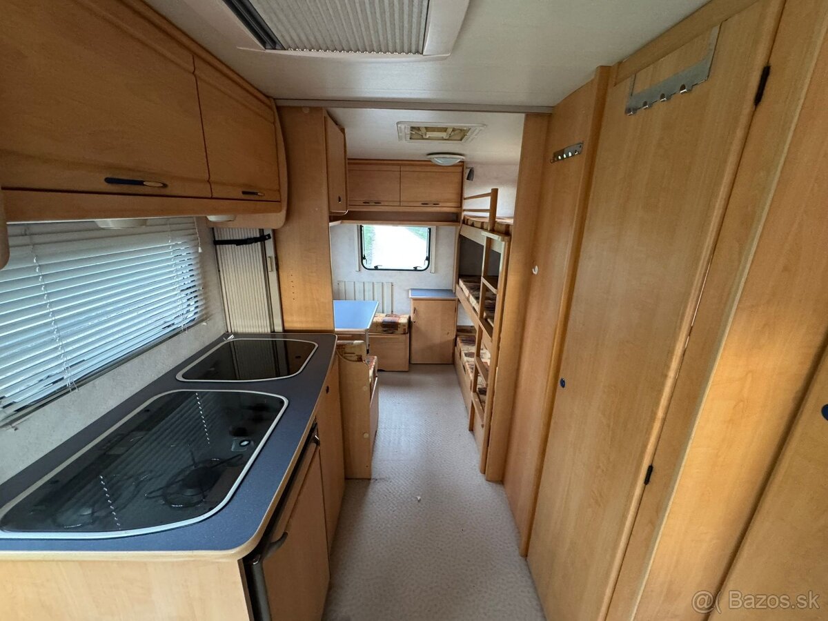 KARAVAN OBYTNÝ PRÍVES ROK 2001 - 12