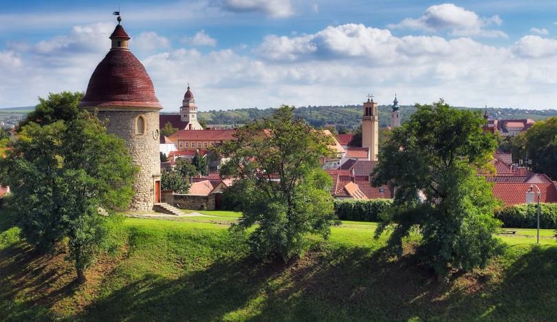 POSLEDNÝ STAVEBNÝ POZEMOK - ZLATNÍCKA DOLINA - 12