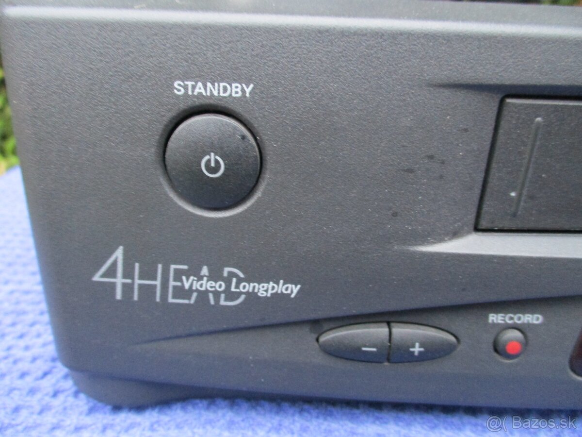 Sony, Philips - 12