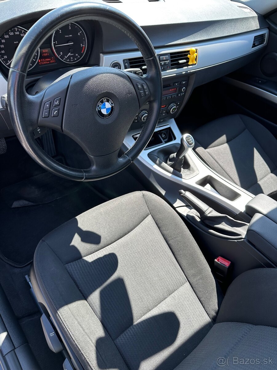 BMW 318d (E90) - 2010 - 12