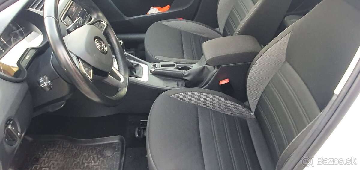 Škoda Octávia 1.6 TDI 85KW Ambition 95 000 km r.2019 - 12