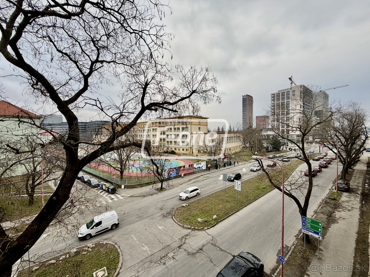 Moderný 2-izbový byt 53 m² s loggiou – Košická - 12