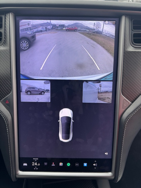 Tesla Model S Ludicrous Performance - 12