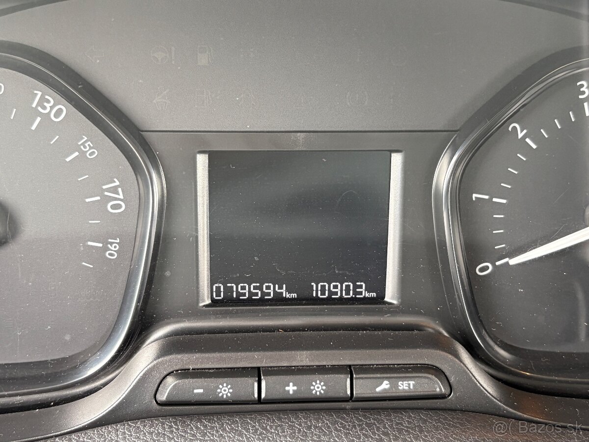 Toyota proace 2,0 tdi - 12