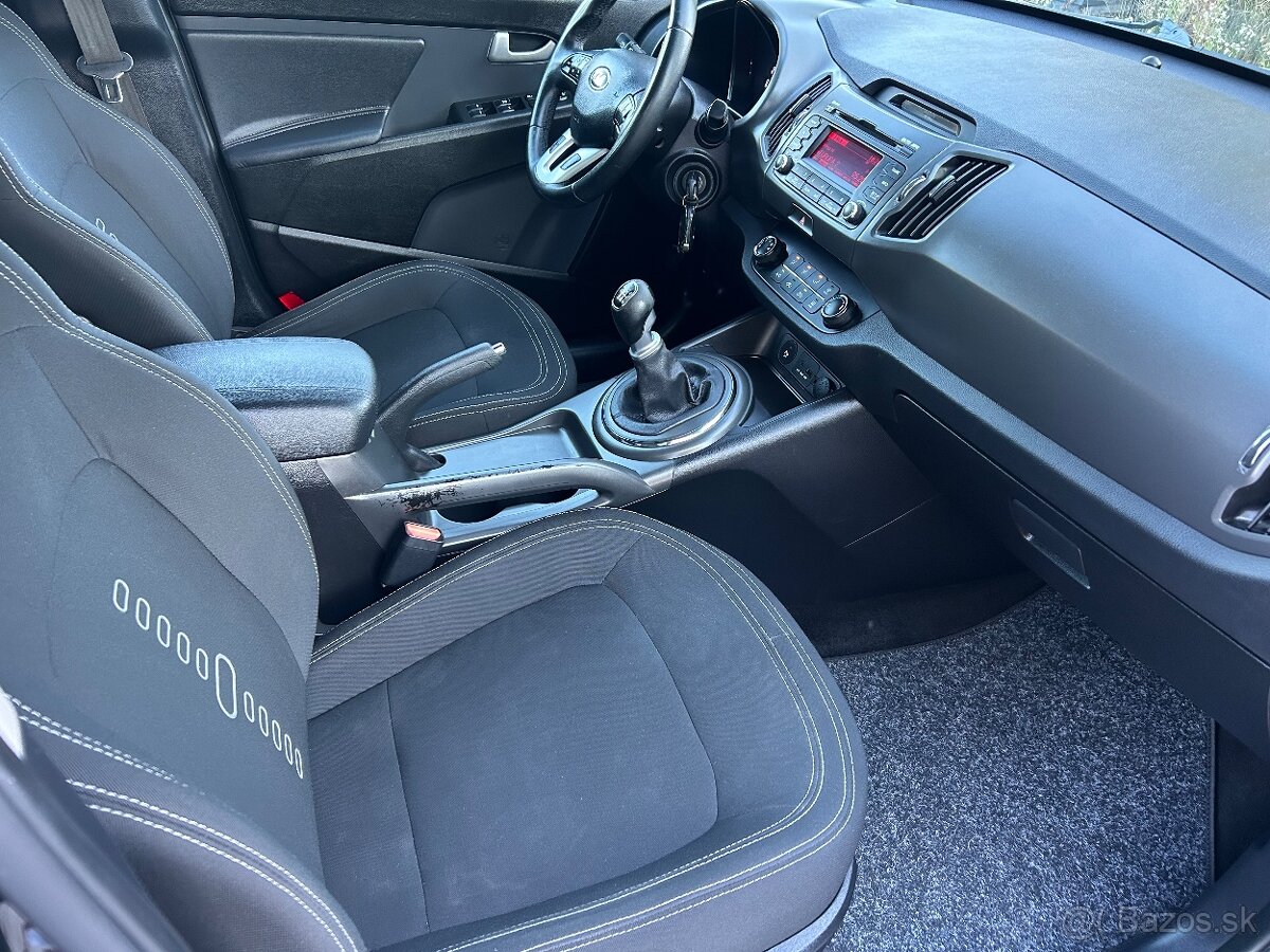 KIA SPORTAGE 1.7CRDI 2014 - 12