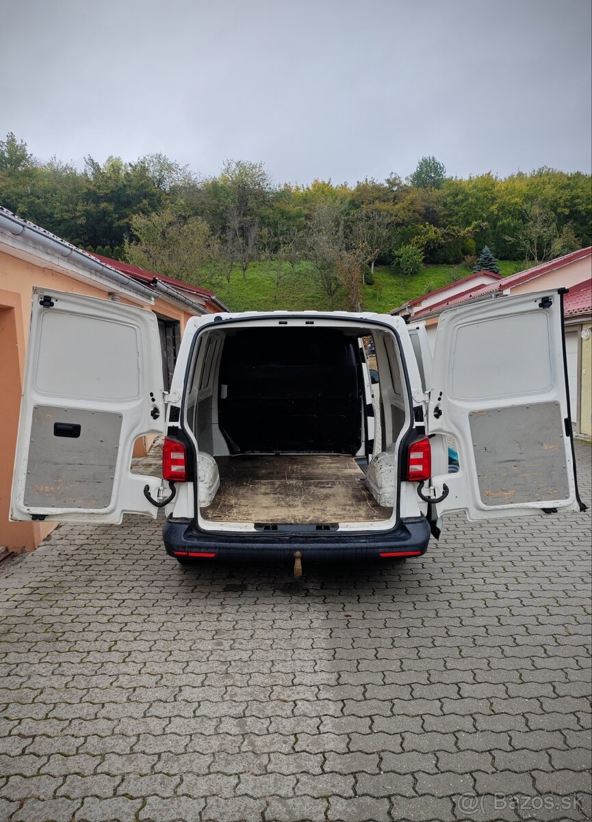 VW Transporter 2.0TDi 110 KW M6 10/2018 Ťažné
- 12