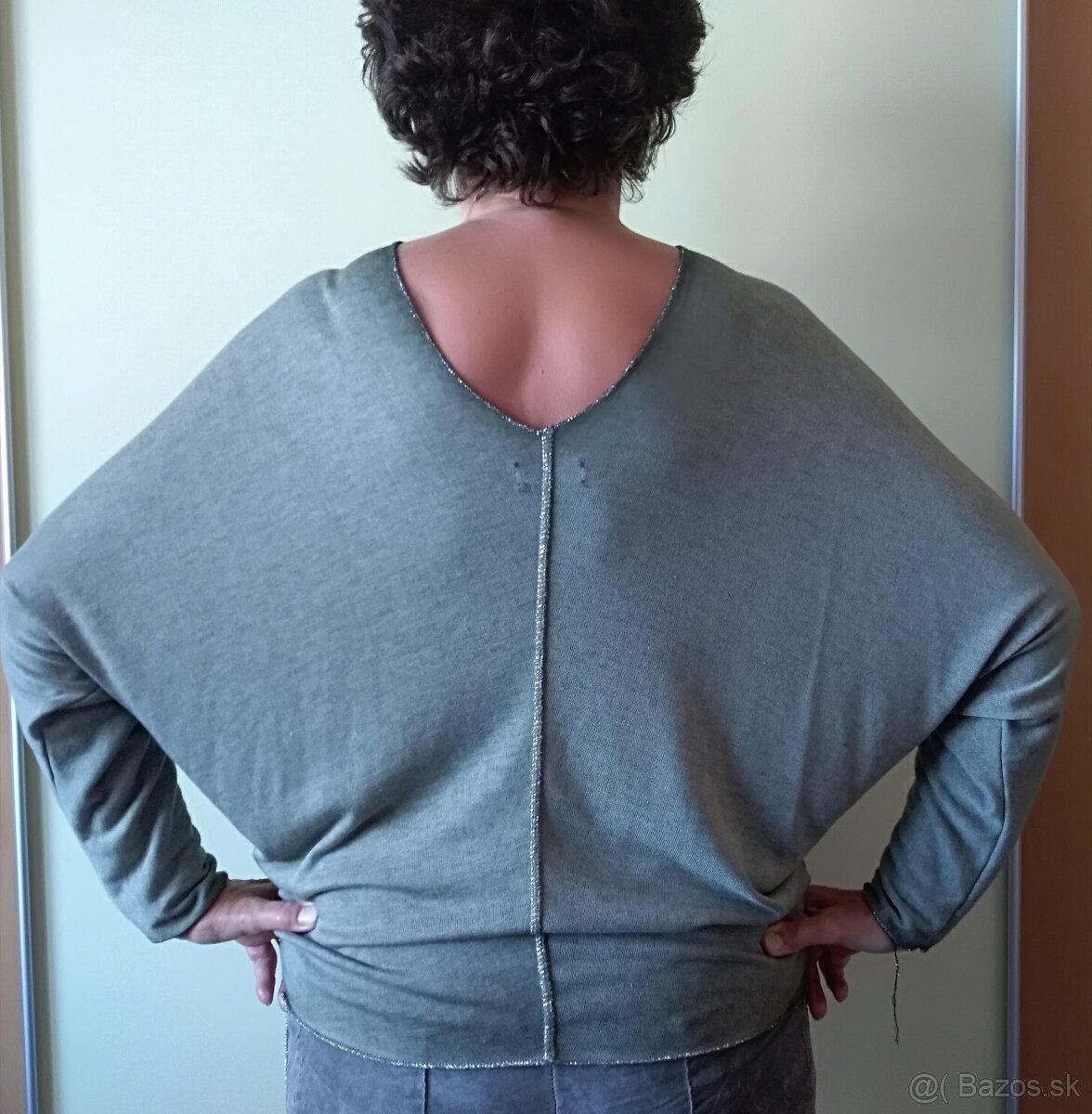 Dámske tričká v. L - 12