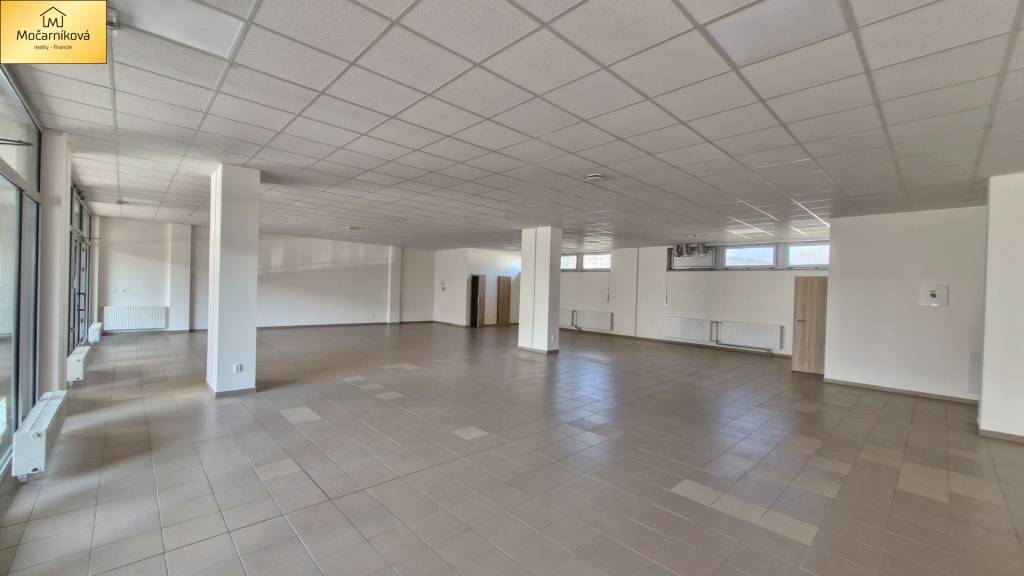 Komerčné priestory na prenájom 200m2 Dvory Púchov. - 12