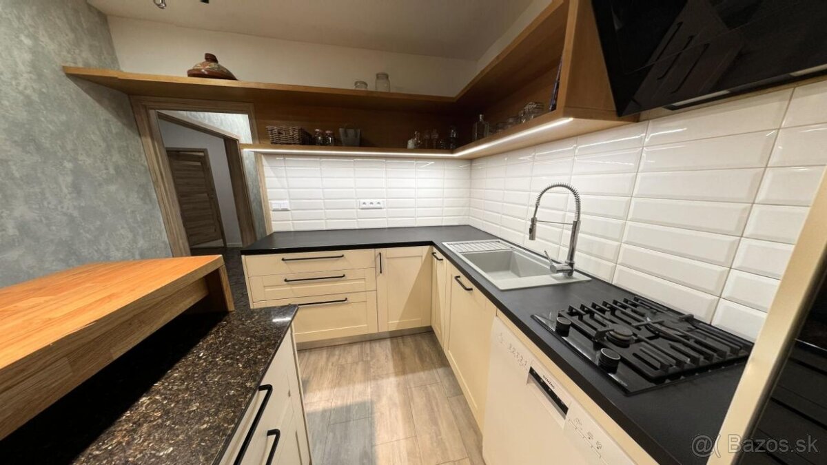 prenájom 3 izb. byt vo výbornej lokalite, Poľná ulica, BA. - 12