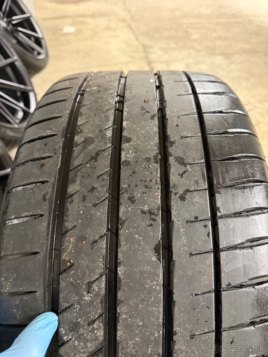 WHEELFORCE CF.3-FF R 20 BMW M3 F80 M4 F82 F83 M5 F10 M6 - 12