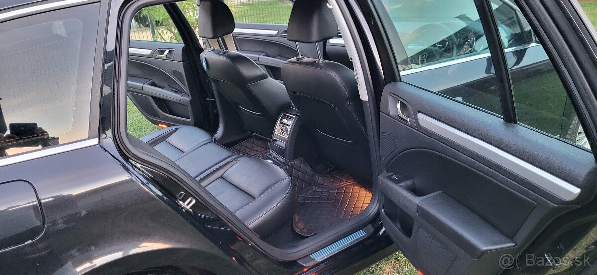 ŠKODA SUPERB II COMBI 2.0 TDI DSG - 12