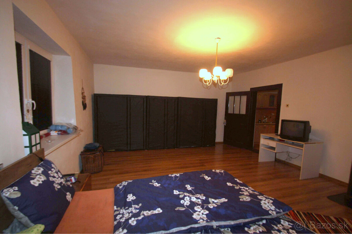 Predaj chalupa/rodinný dom, Pohronská Polhora s potôčikom - 12