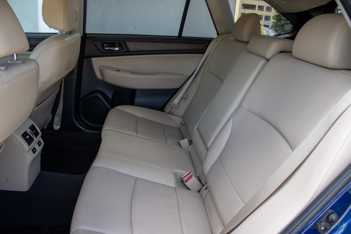Subaru Outback - 12