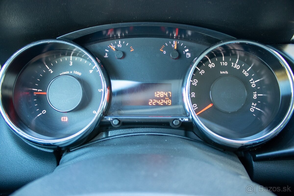 Peugeot 3008 1.6L HDi, 84kW, M6, 5d - 12