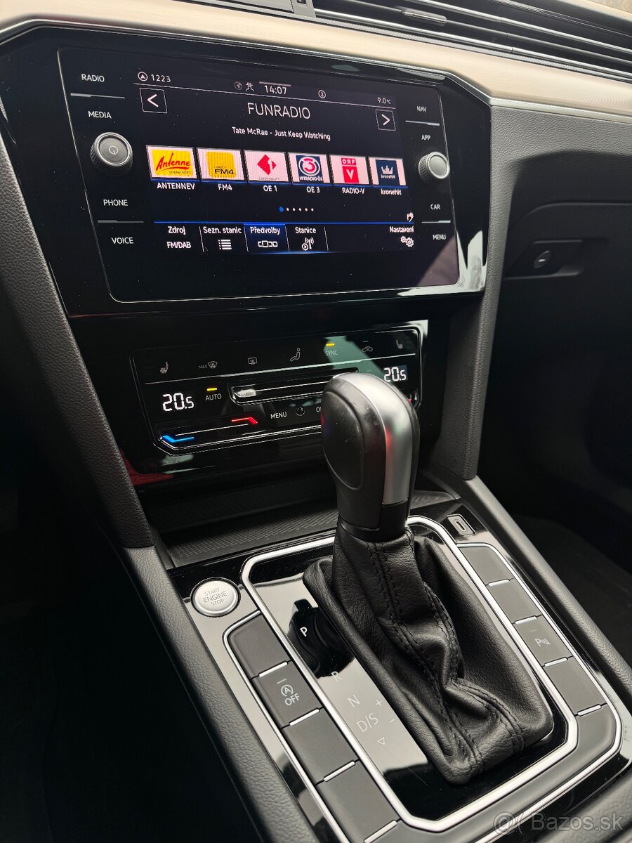 Volkswagen Passat 2.0TDI DSG IQ Light Tažné R-line - 12